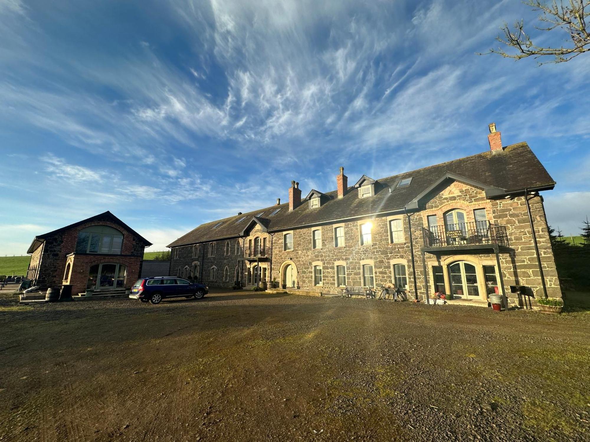 Вилла The Old Flax Mill Yoga Retreat Колрейн Экстерьер фото